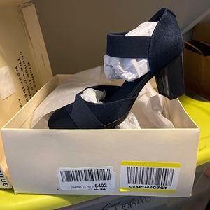 Anne Klein Navy Blue Shoes